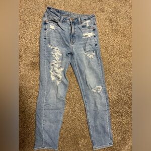 american eagle ripped mom jeans